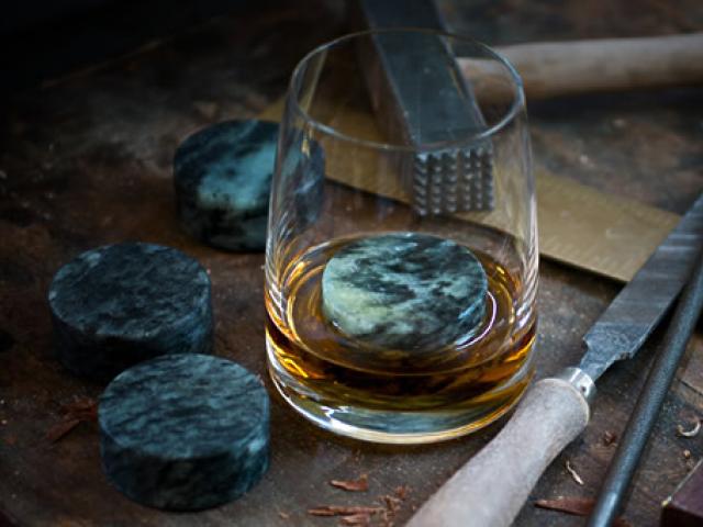 Whisky kamene: čo sú a prečo sú potrebné?